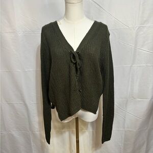 NWT Love Change Italy Olive Green Lace Up Knit Sweater Size Medium